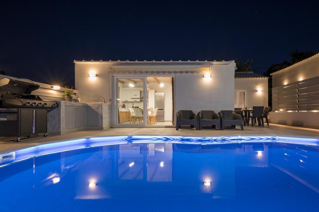 B&M Villas Metochi Siriliou Экстерьер фото